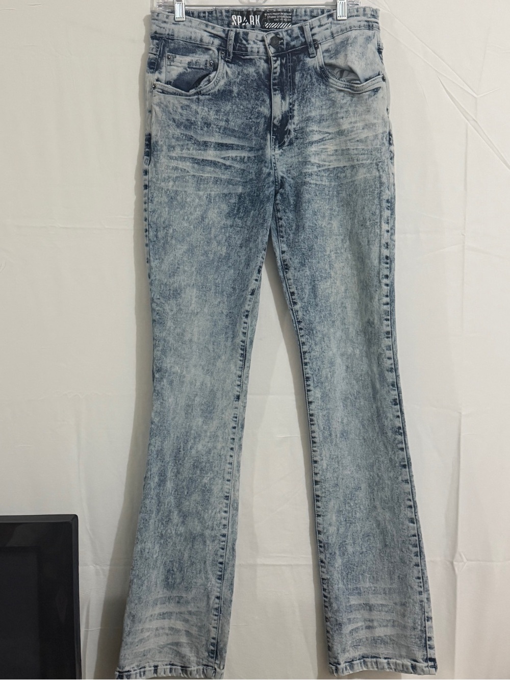 Sparkle & Fade Women's Light Acid-Wash Flare Jeans - Blue